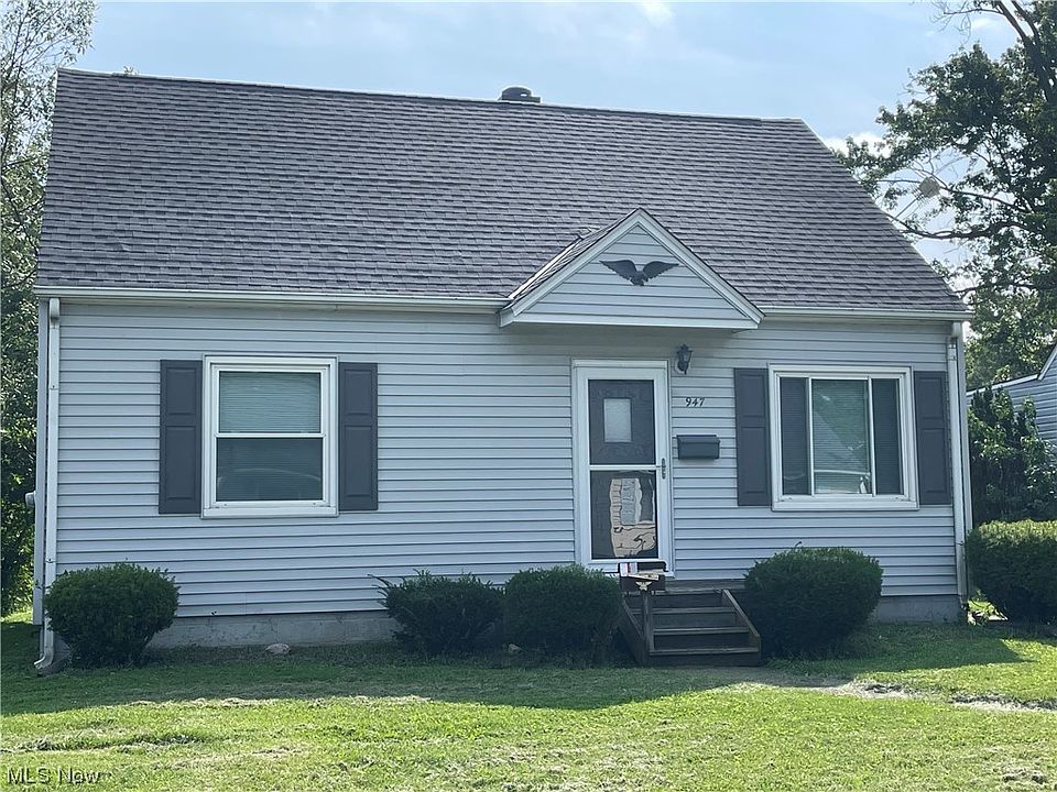 2nd image of 947 Warwick Dr