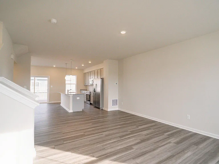 1350 Red Clover Ln — Photo 12