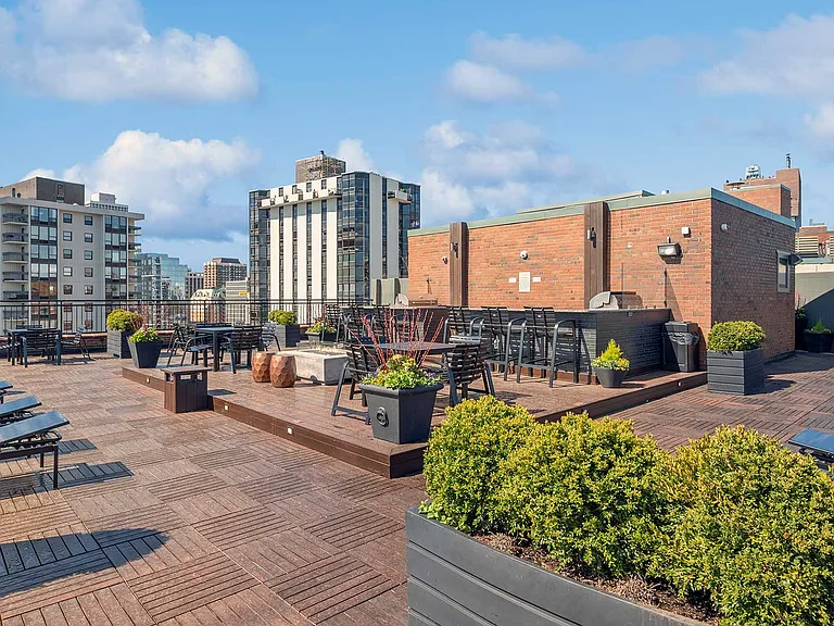 1350 North Lake Shore Drive — Photo 24
