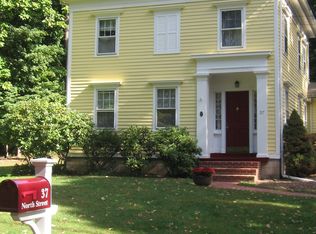 37 North St, North Branford, CT 06471