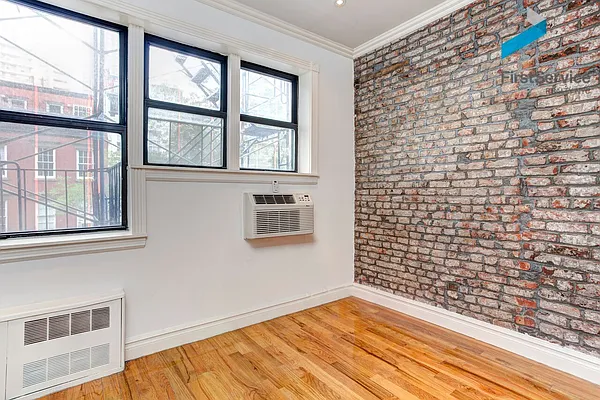 Rented by FirstService Realty (legacy) | media 7