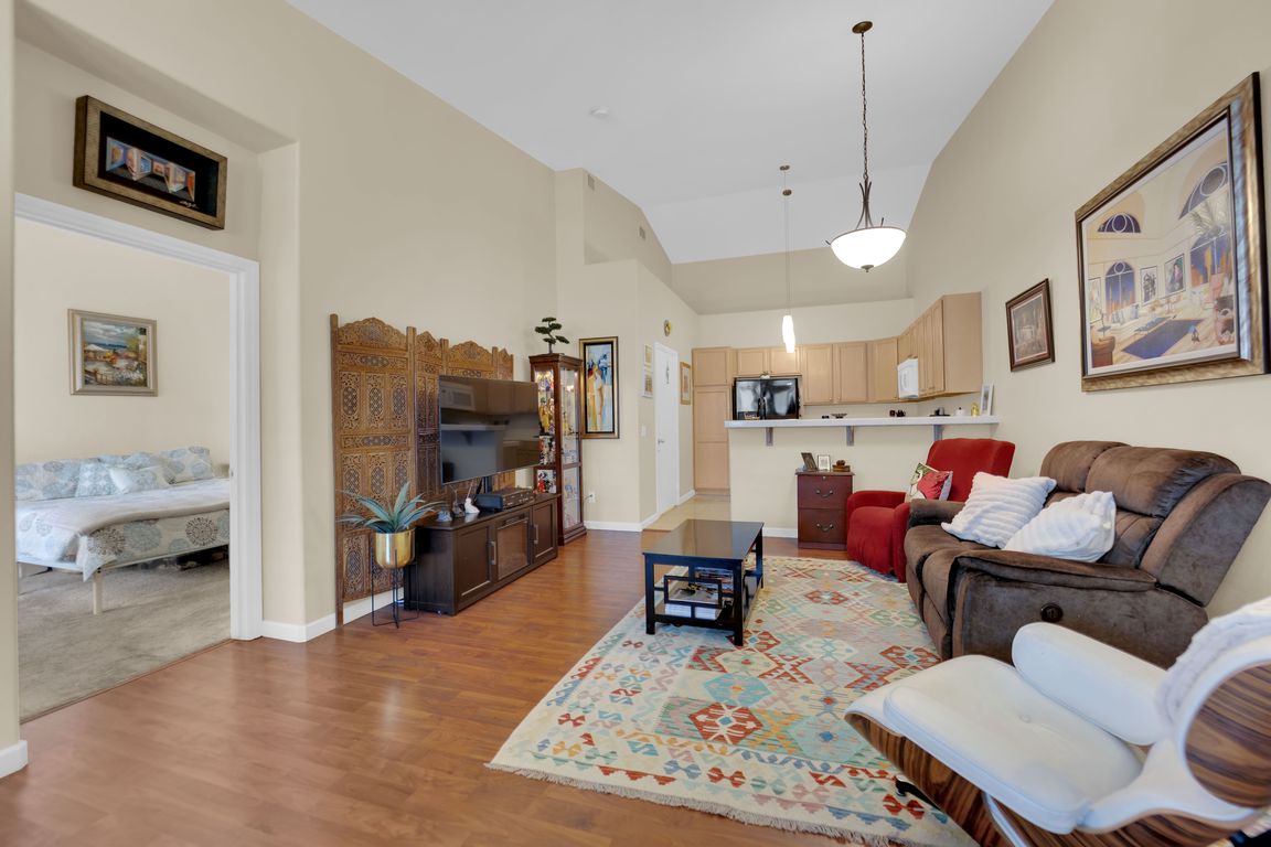 next background image