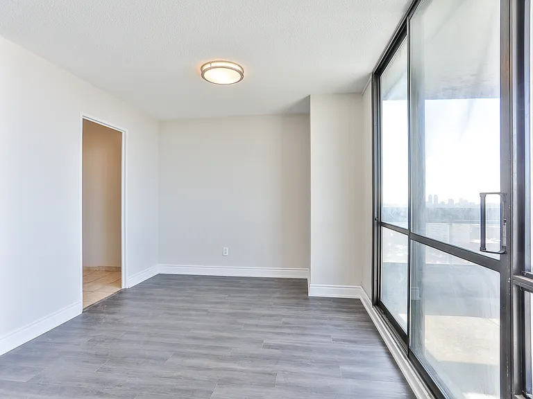 500 Duplex Ave #1606 — Photo 24