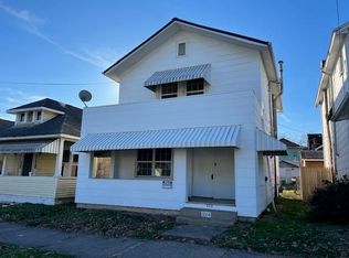 824 9th St W, Huntington, WV 25704