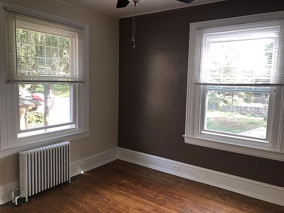 5th image of 7934 Montgomery Ave
