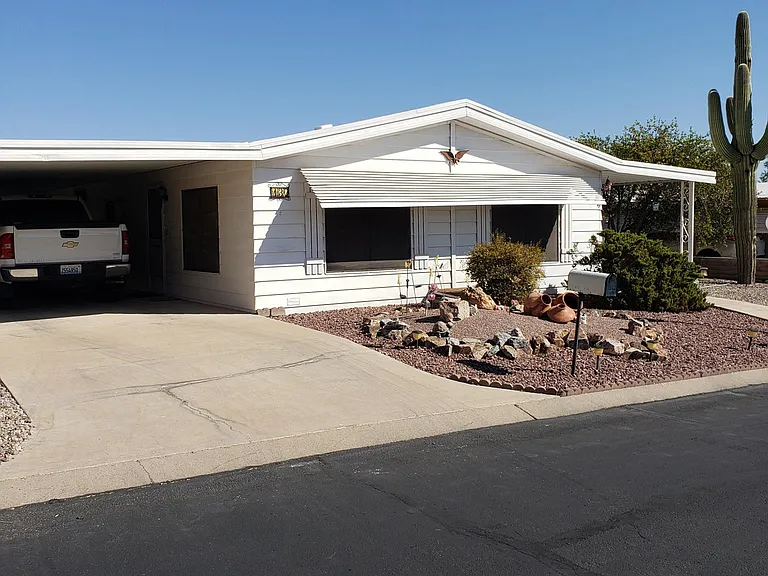 130 W Olive Dr — Photo 5