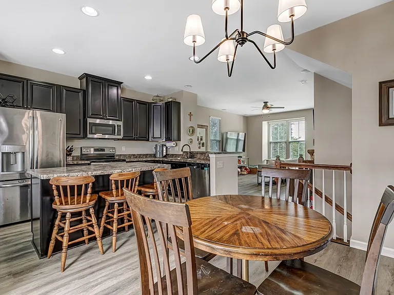 358 Spring Hill Pl — Photo 12