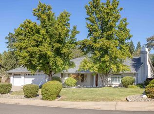 19236 Pinnacle Ct, Redding, CA 96003