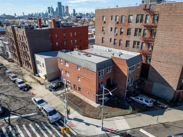 31-38 45th Street, Astoria, NY 11103