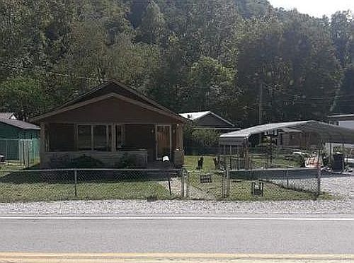 1st image of 518 Campbells Creek Dr