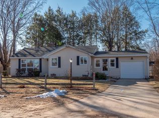 57 Bessbrook St, Feeding Hills, MA 01030