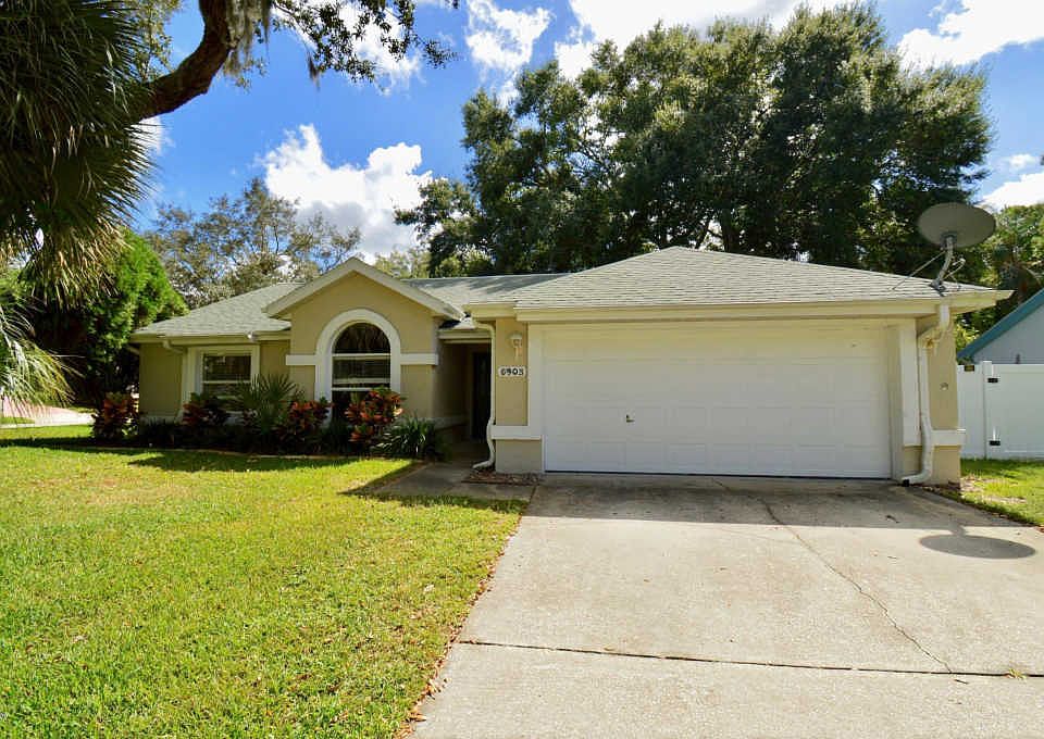 1st image of 5903 Kendrew Dr