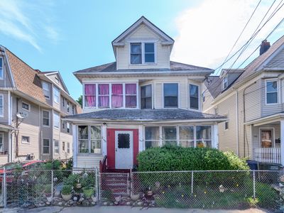 190 6th Street, Bridgeport, CT, 06607