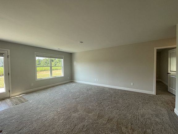 3rd image of 110 Collins Ln #B