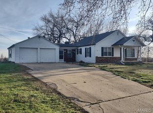 3420 E Valley Water Mill Rd, Springfield, MO 65803