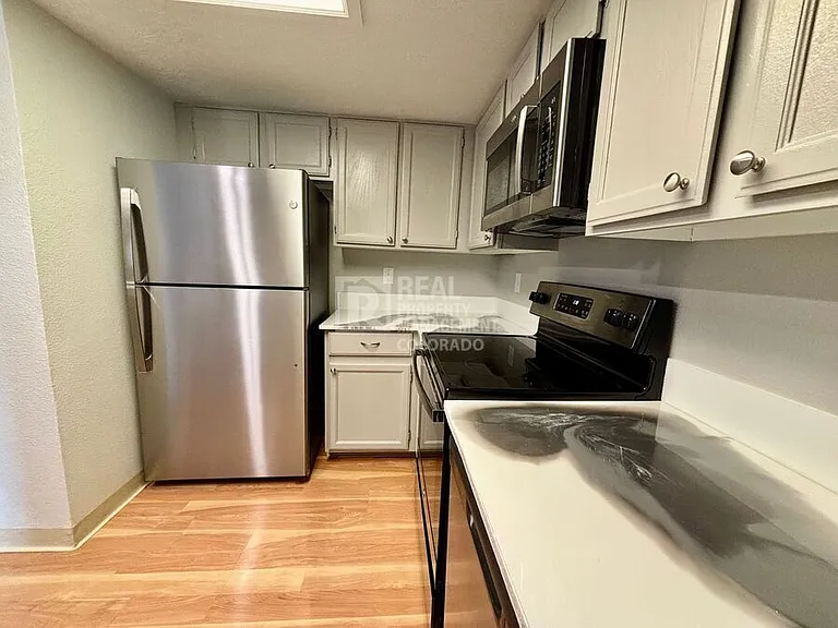 8134 N Gray Ct #506 — Photo 4