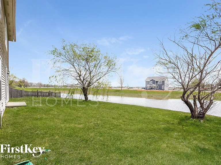 6802 N Denton Ct — Photo 15
