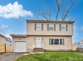 1067 Thayer Ave, Avenel, NJ 07001