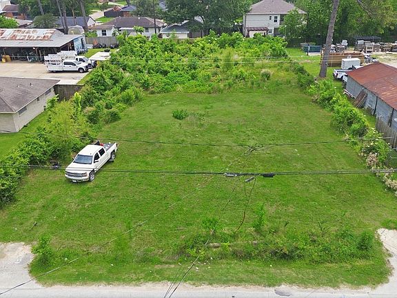 5th image of 861 Wakefield Dr