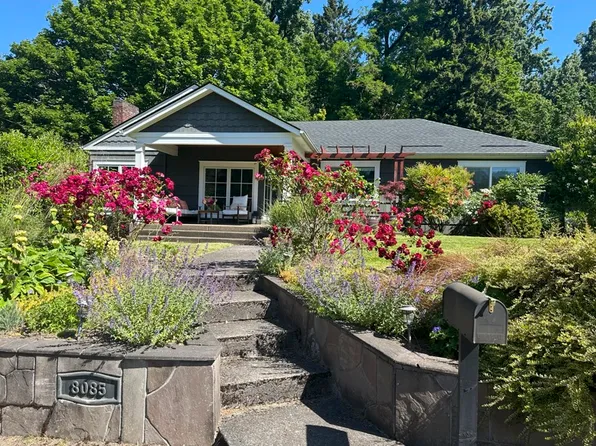 8085 SW Ridgeway Dr, Portland, OR 97225