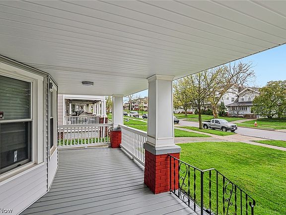 4th image of 1607 Cohassett Ave