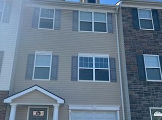 2216 Mallard Landing Dr, Fredericksburg, VA 22408