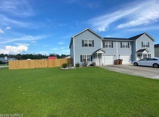 266 Smallwood Rd, Hubert, NC 28539