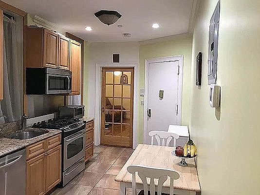 3rd image of 28-17 36th St #3