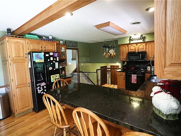 4th image of 3008 Whispering Pines Dr