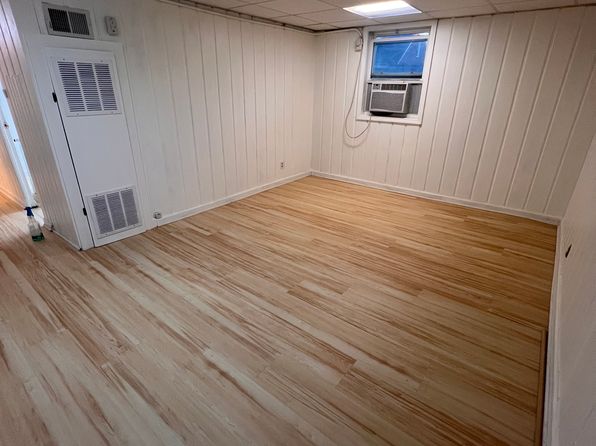 (undisclosed Address)