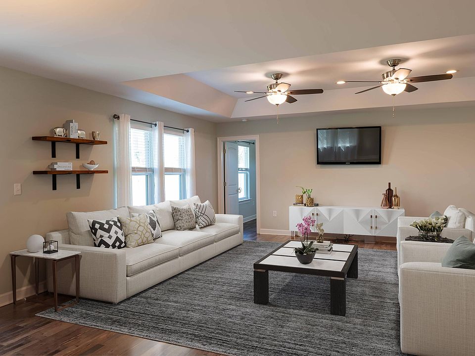1st image of 4001 Treasure Cir