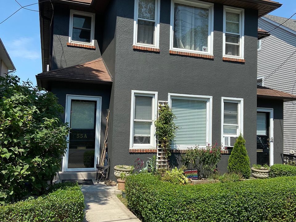Welcome to 55 New Broadway!
