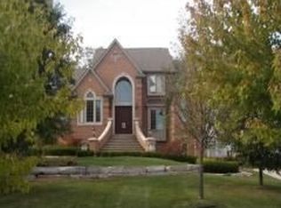 61559 Beacon Hill Dr, Washington, MI