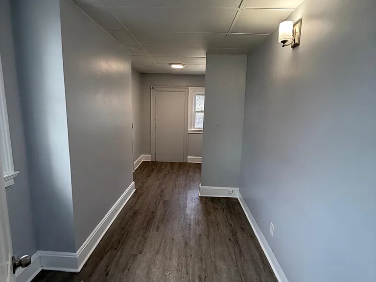 325 Roseville Ave #A — Photo 2