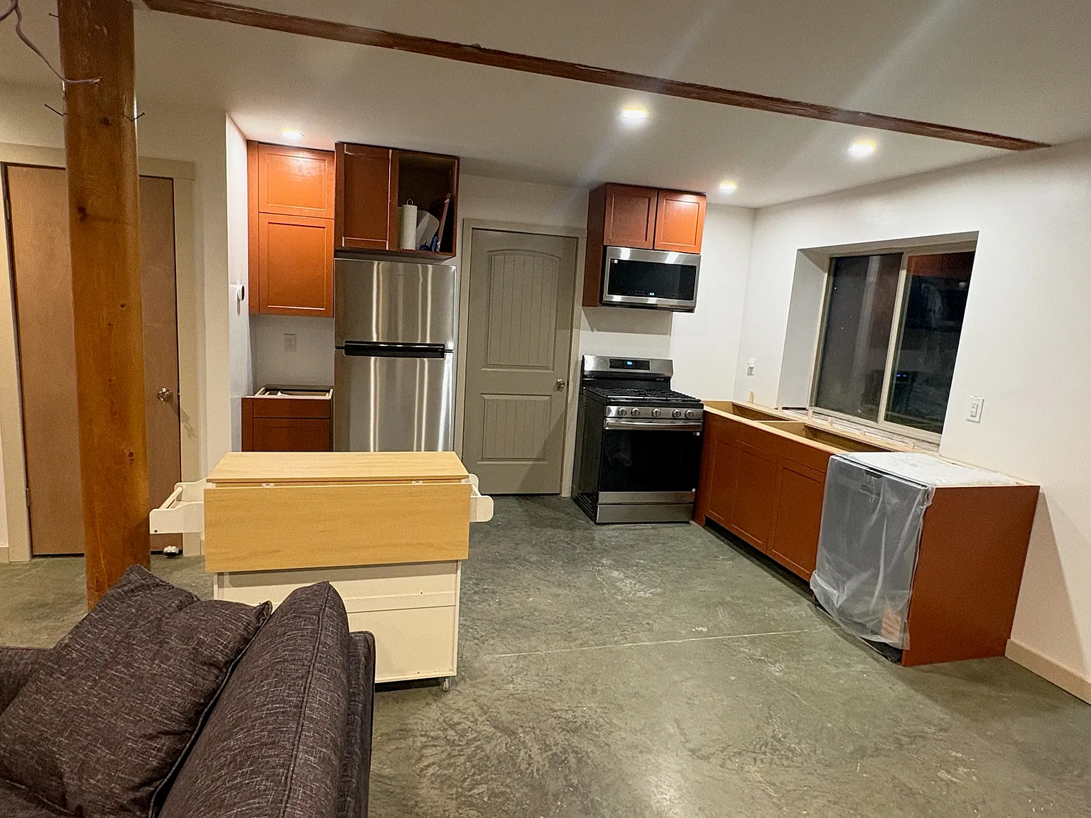 2 bed, 1200 sqft, $1,600 — Photo 2