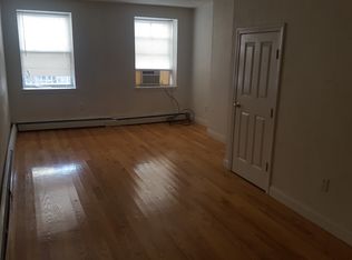 40 Hawthorne St APT 1, Chelsea, MA 02150