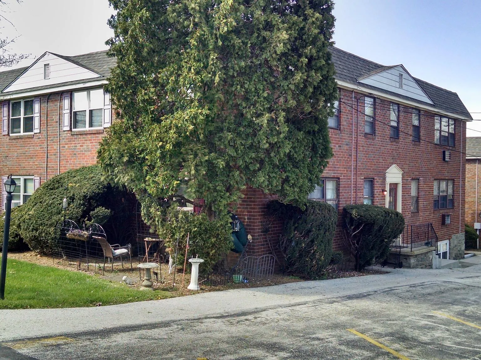1 bed, 725 sqft, $1,585 — Photo 2