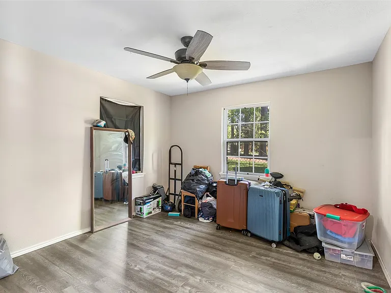 218 Waterfall Dr — Photo 28