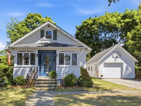 55 Edison St, Warwick, RI 02889