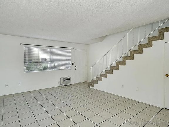 5th image of 1157 Emerald Ave