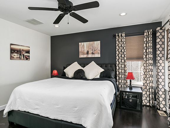5th image of 48 Clydesdale Dr
