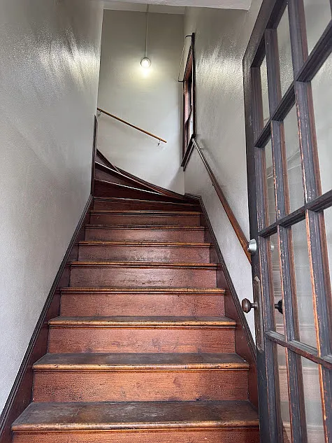 2 bed, 1280 sqft, $1,300 — Photo 2