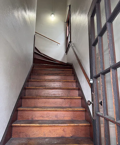 2435 S 28th St — Photo 2