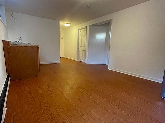 4th image of 24109 Doreen Dr #Basement
