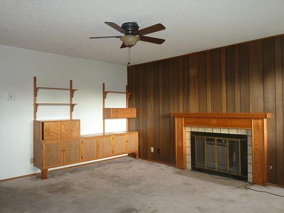 2nd image of 20 Carita Ct