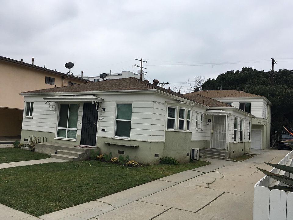 Front of duplex