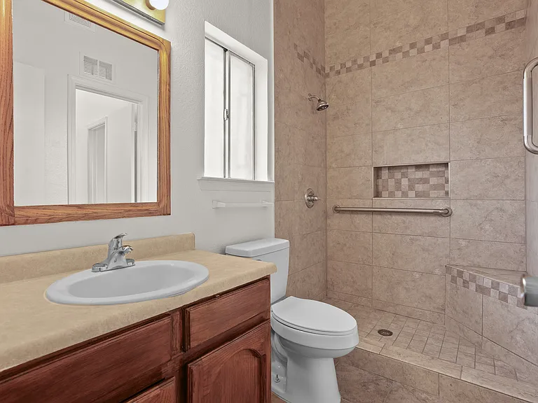 9321 Chantilly Dr — Photo 10