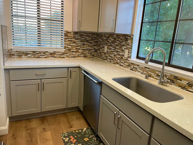 5015 Shalimar Cir — Photo 14