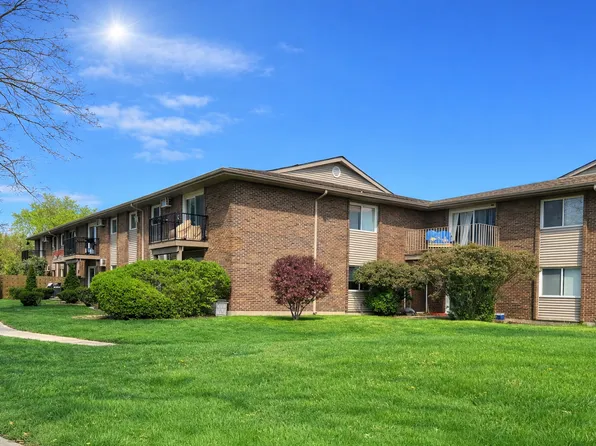2300 Old Tavern Rd APT 205, Lisle, IL 60532
