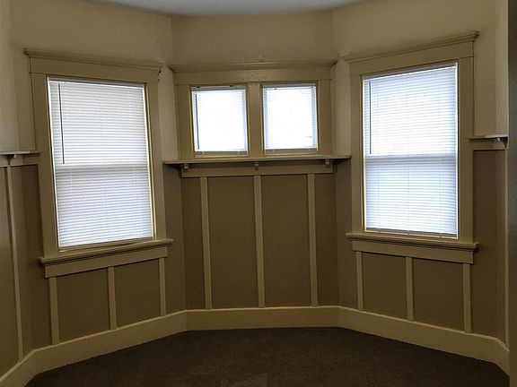 5th image of 1628 Wirt St